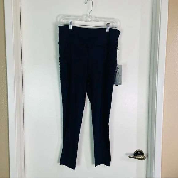 Kendall+ Kylie NWOT WOMEN'S LEGGING PANTS SZ LARGE. - Picture 10 of 14